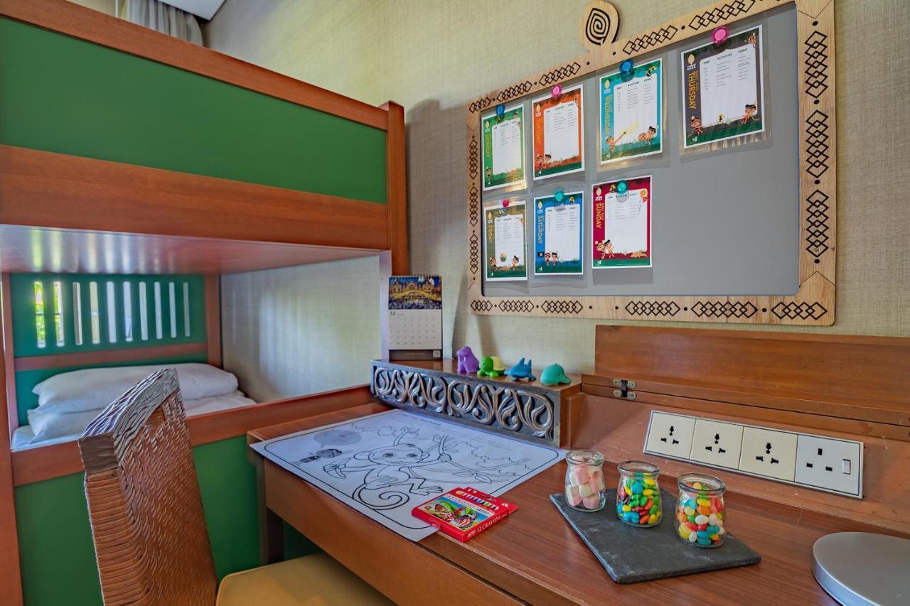 Shangri-La Rasa Ria, Кота Кинабалу Екстериор снимка A typical bedroom at the school